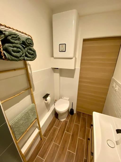 Studio D'Hotes Avec Piscine « Le Clos N°6 » Cormicy Buitenkant foto