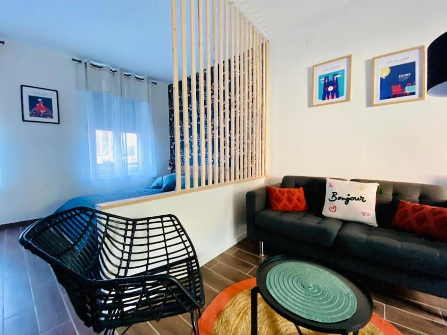 Studio D'Hotes Avec Piscine « Le Clos N°6 » Cormicy Buitenkant foto